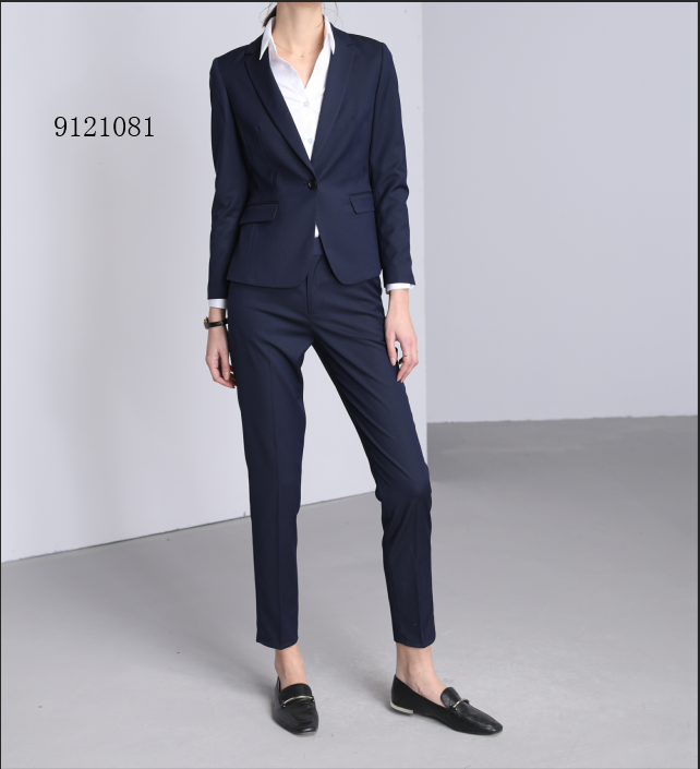 長沙炭河服飾有限公司,長沙西服定制公司,工作服定制,沖鋒衣定制,T恤定制