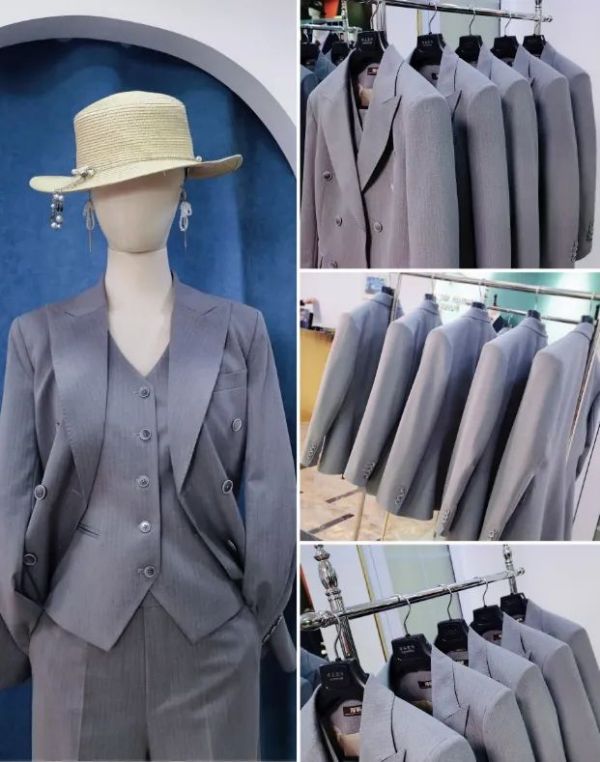 長(zhǎng)沙炭河服飾有限公司,長(zhǎng)沙西服定制公司,工作服定制,沖鋒衣定制,T恤定制