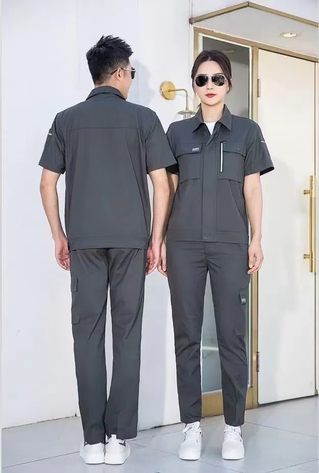 長沙炭河服飾有限公司,長沙西服定制公司,工作服定制,沖鋒衣定制,T恤定制