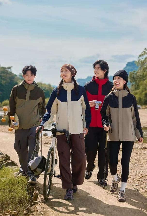 長(zhǎng)沙炭河服飾有限公司,長(zhǎng)沙西服定制公司,工作服定制,沖鋒衣定制,T恤定制 長(zhǎng)沙炭河服飾有限公司,長(zhǎng)沙西服定制公司,工作服定制,沖鋒衣定制,T恤定制